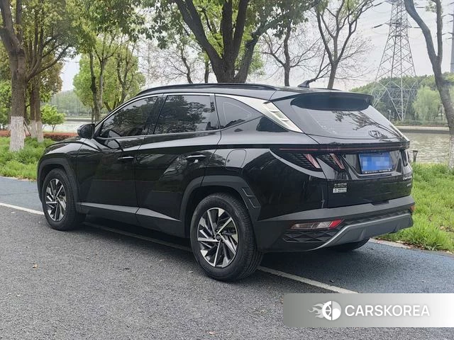 Hyundai Tucson 2023 Черный из Китая, фото 3