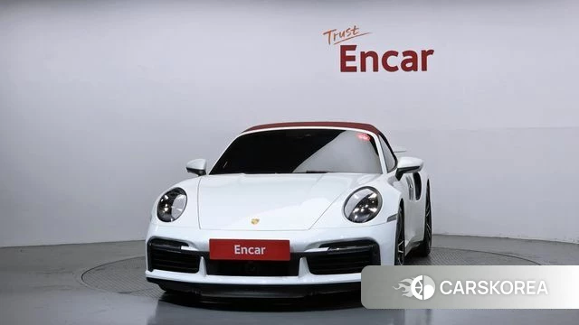 Porsche 911(992) id 4243500 из Кореи 13