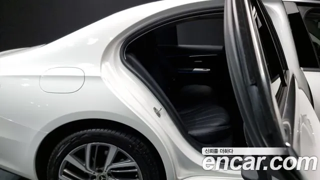 Mercedes-Benz E-Class W214 id 2666886 из Кореи 13