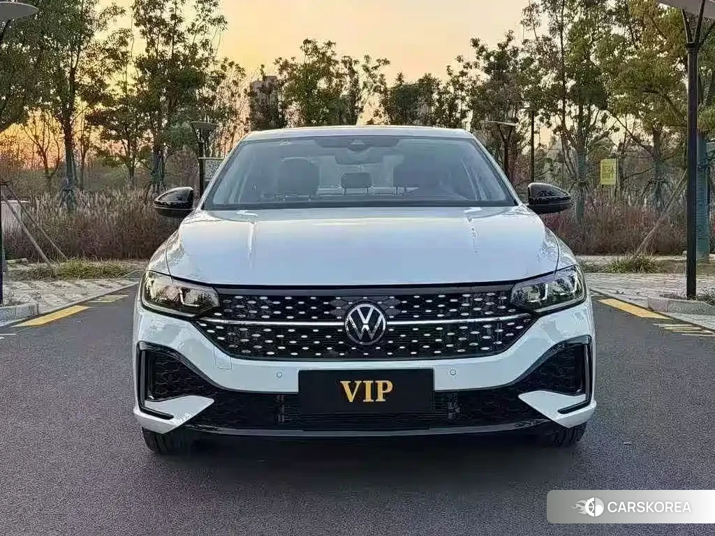 Volkswagen Lavida 2025 Белый из Китая, фото 3