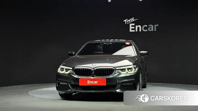 BMW 5 Series (G30) id 4684139 из Кореи 23