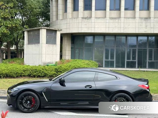 BMW M4 2024 Черный из Китая, фото 3