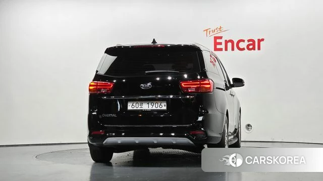 Kia The New Carnival id 4755175 из Кореи 23