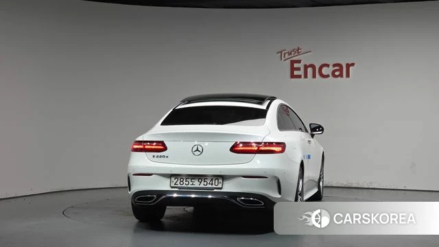 Mercedes-Benz E-Class W213 id 4581351 из Кореи 23