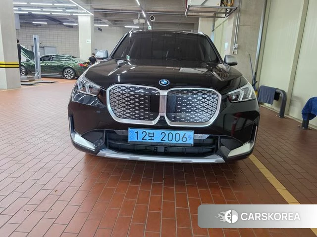 BMW iX1 (U11) 2024 Черный из Кореи, фото 3