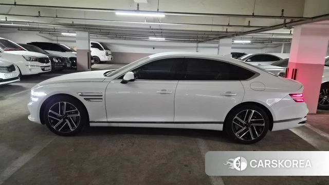 Genesis G80 (RG3) 2026 Белый из Кореи, фото 3