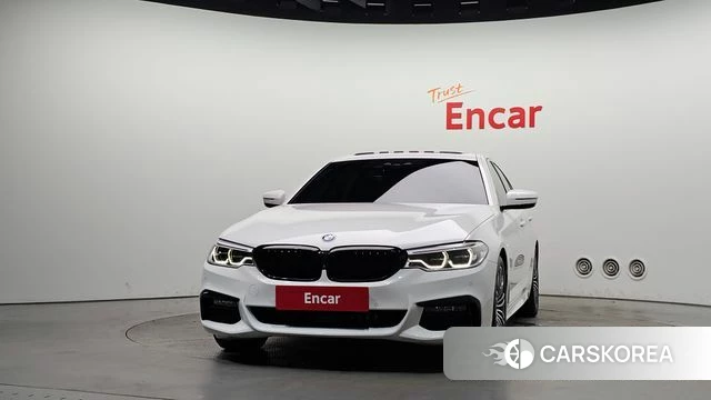 BMW 5 Series (G30) id 4683717 из Кореи 13