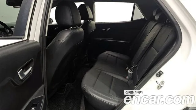 Kia Stonic id 2534963 из Кореи 13