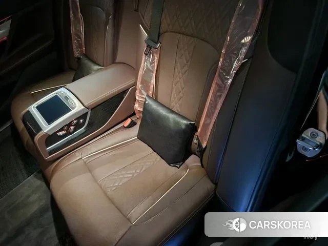 BMW 7 Series (G11) 2019 Черный из Кореи, фото 3