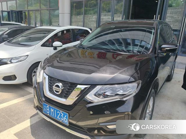 Nissan Qijun 2023 Черный из Китая, фото 3