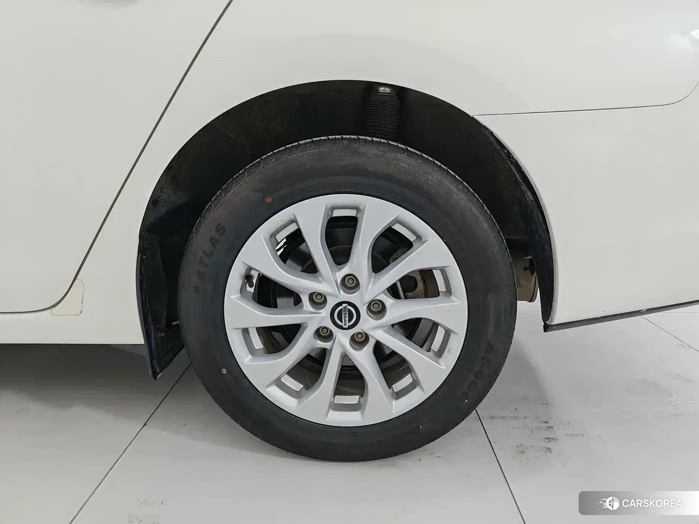 Nissan Sylphy id 4607037 из Китая 13