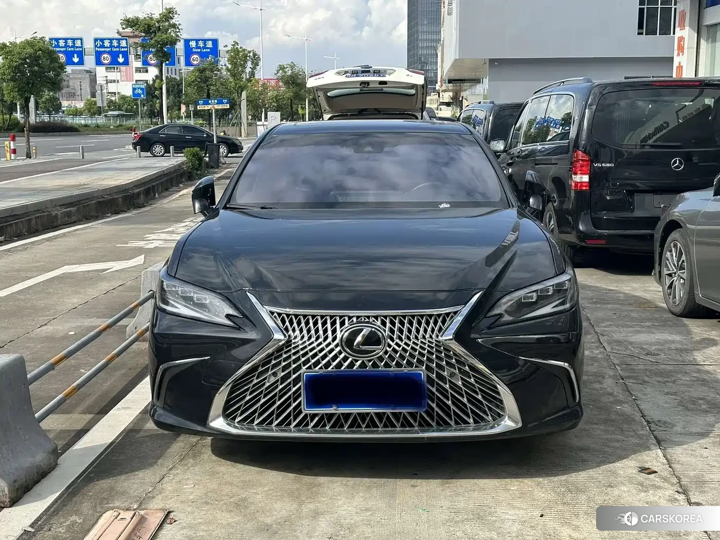 Lexus ES 2023 Черный из Китая, фото 3