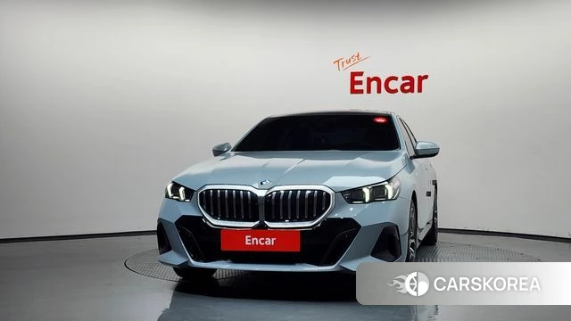 BMW 5 Series (G60) id 4871228 из Кореи 13