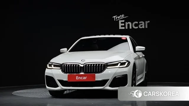 BMW 5 Series (G30) id 3324035 из Кореи 13