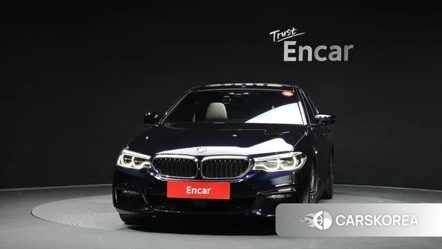 BMW 5 Series (G30) id 3682162 из Кореи 13