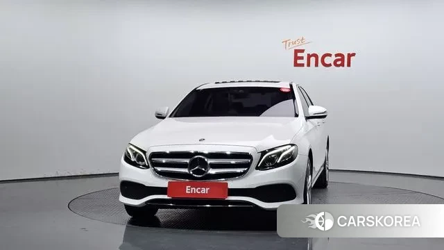 Mercedes-Benz E-Class W213 id 3176823 из Кореи 13