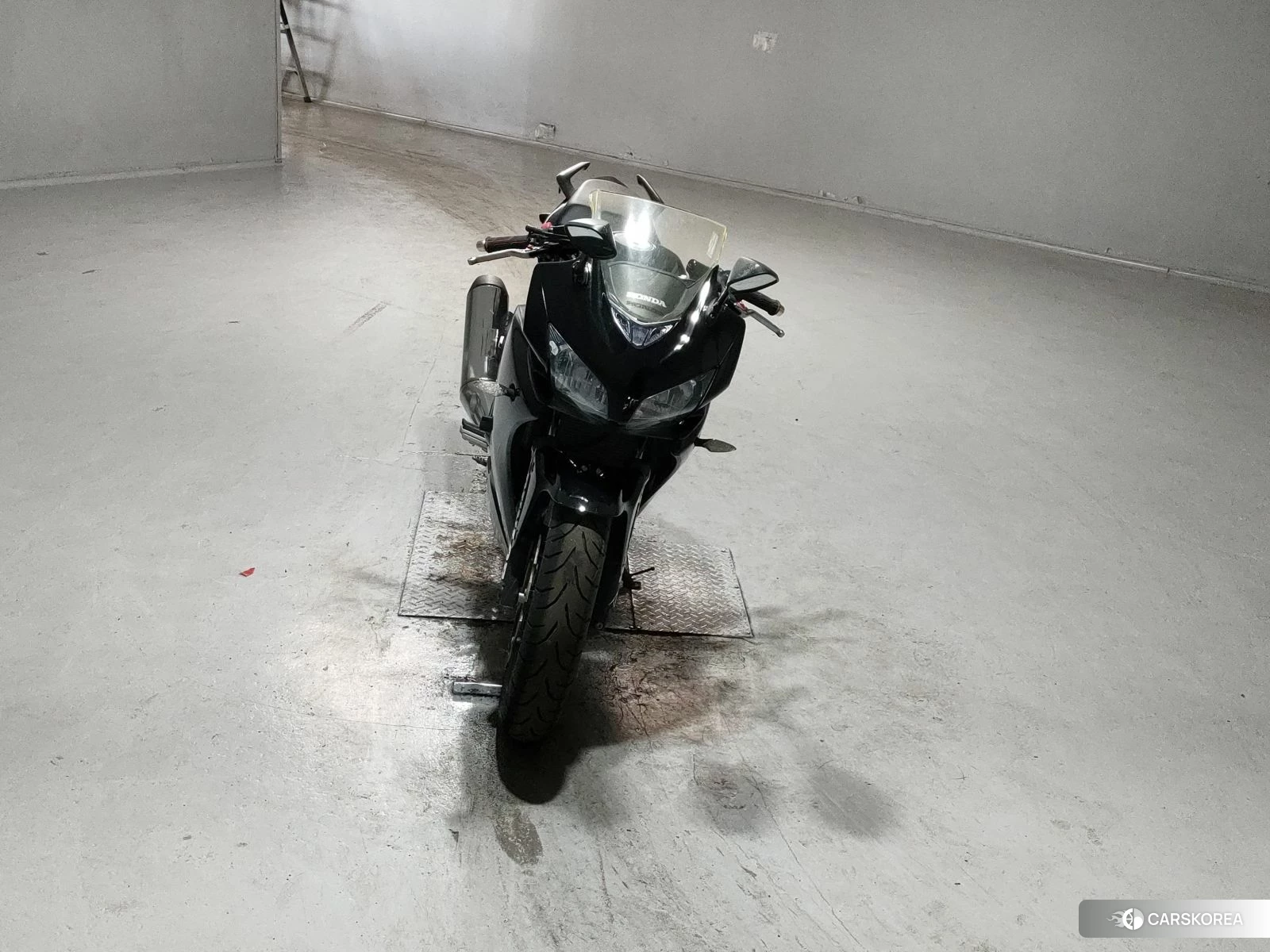 Honda CBR400R 2014 из Японии