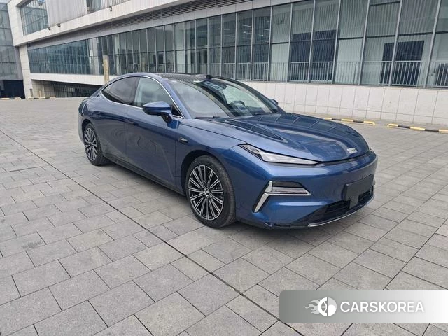 Geely Galaxy Galaxy Sparkle 8 PHEV id 4198871 из Китая 23