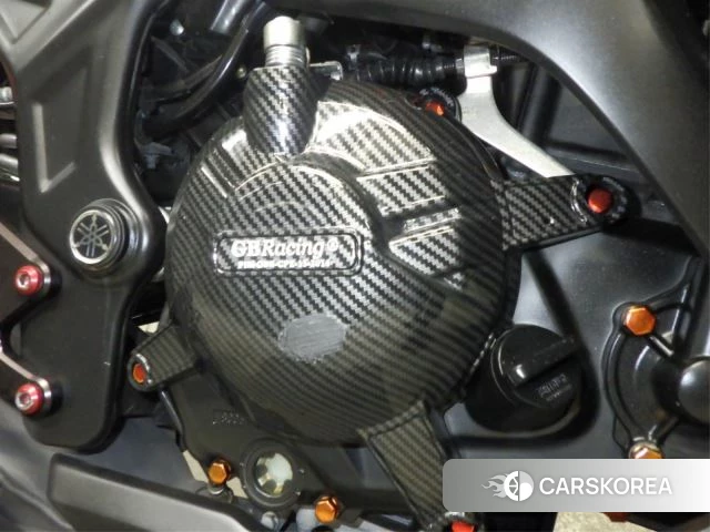 Engine photo