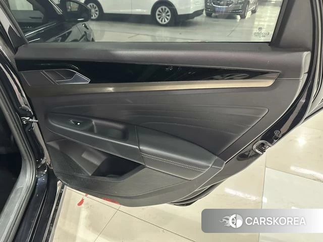 Volkswagen Passat id 4265854 из Китая 23