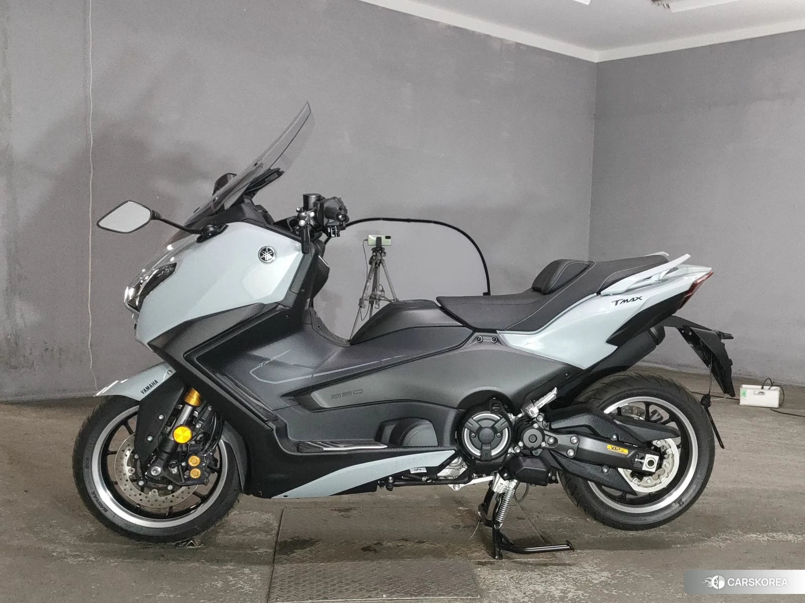 Yamaha T-MAX 560 2025 из Японии