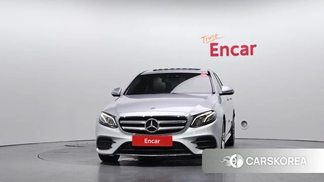 Mercedes-Benz E-Class W213 id 4581745 из Кореи 23