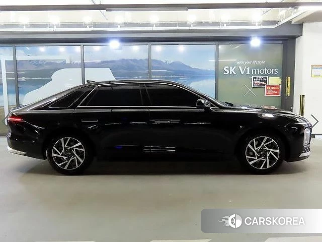 Hyundai Grandeur (GN7) id 3919683 из Кореи 13