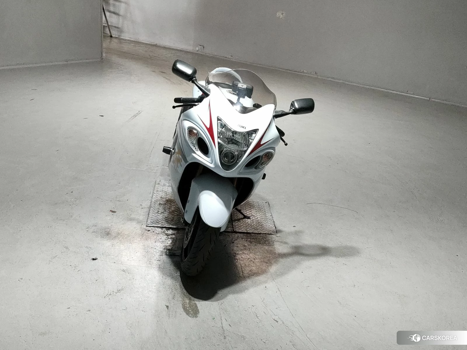 Suzuki GSX1300R HAYABUSA 2015 из Японии, фото 2