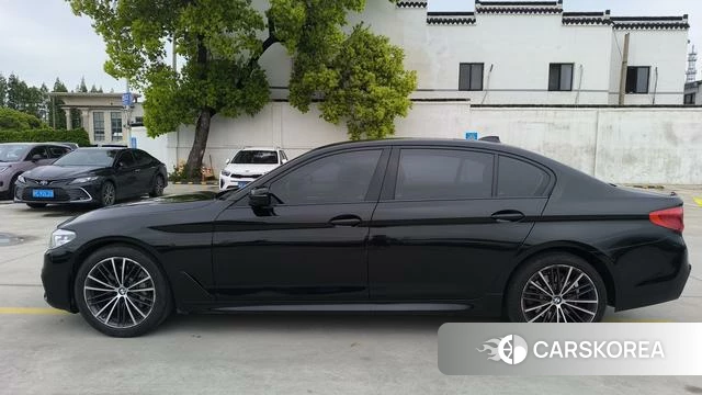 BMW 5 series 2019 Черный из Китая, фото 4