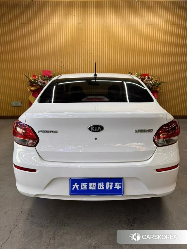 Kia Huanchi 2021 Белый из Китая, фото 3
