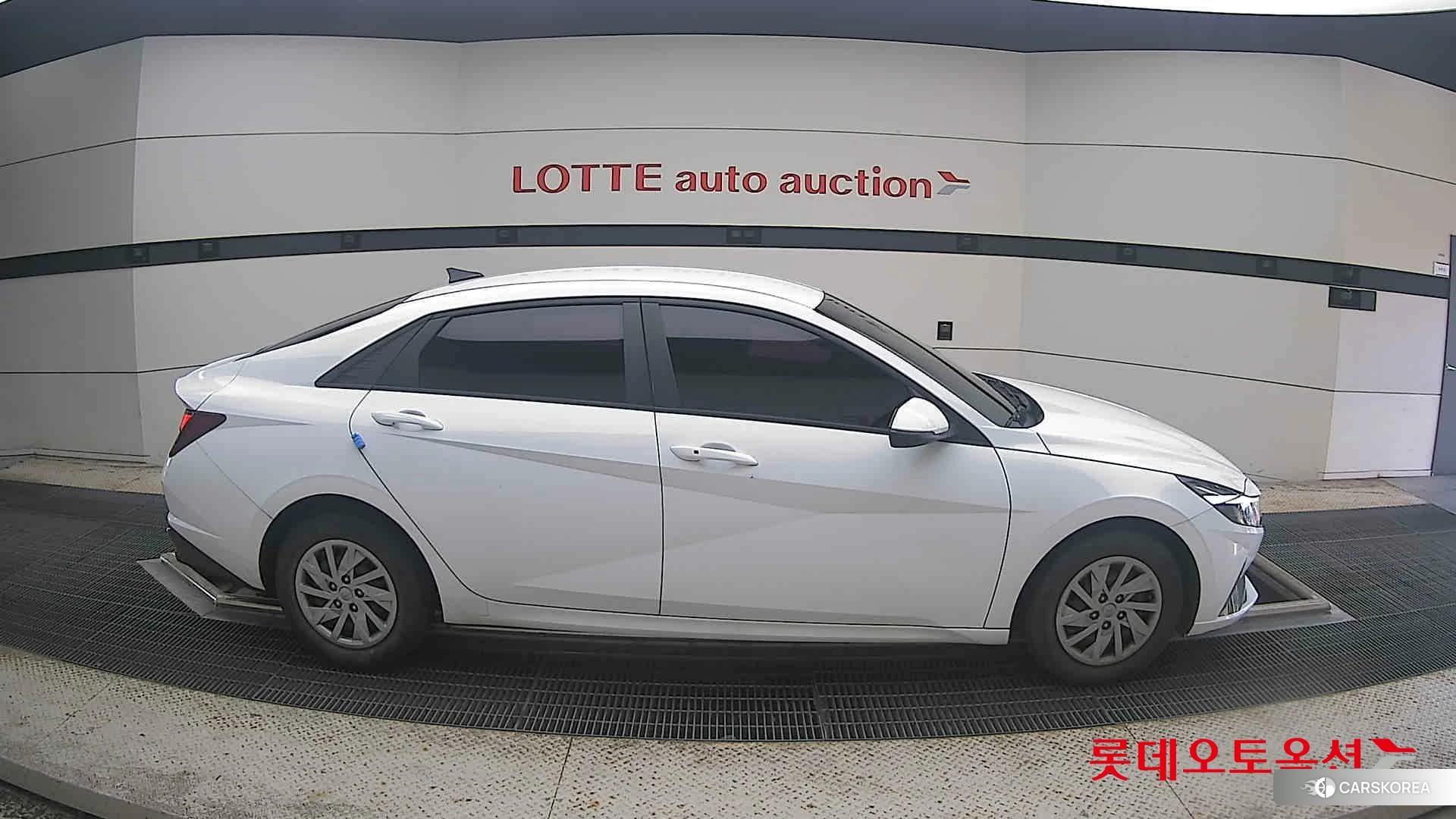 Hyundai Avante id 4902385 из Кореи 23