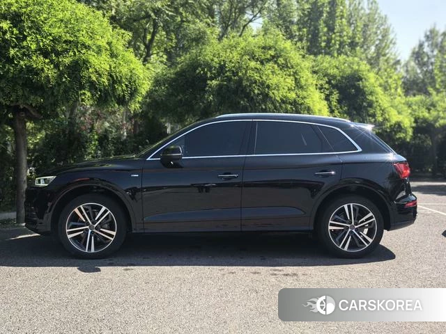 Audi Q5L id 4259415 из Китая 7