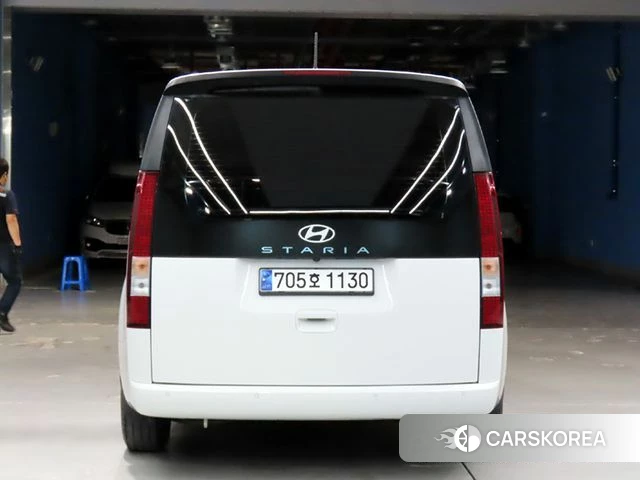 Hyundai Staria 2024 Белый из Кореи, фото 3