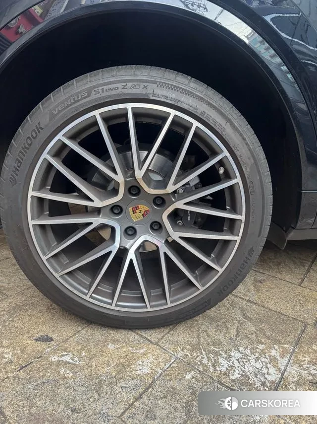 Porsche Cayenne (PO536) 2020 Черный из Кореи, фото 3