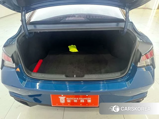 Hyundai Elantra id 4207589 из Китая 13