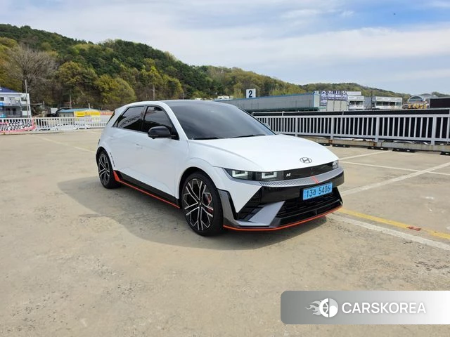 Hyundai Ionic 5 id 3952869 из Кореи 13