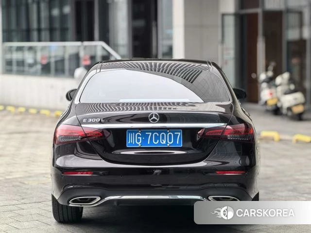 Mercedes-Benz E-class id 4256829 из Китая 16