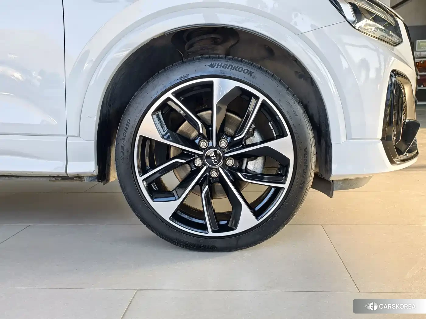 Audi Q2L id 4583626 из Китая 8