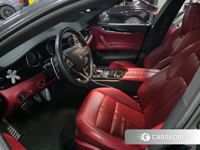 Maserati Quattroporte 2021 Черный из Кореи, фото 3