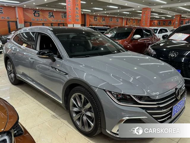 Volkswagen CC 2024 Серебристо-серый из Китая, фото 3