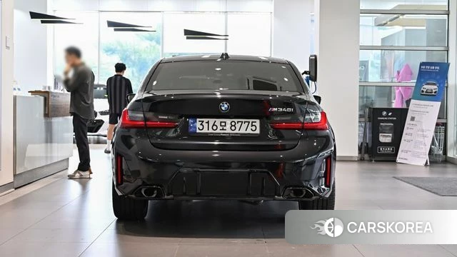 BMW 3 Series (G20) 2023 Черный из Кореи, фото 4