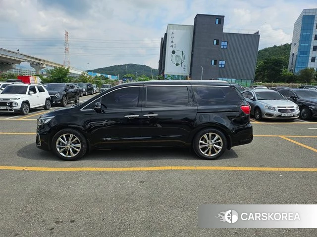 Kia The New Carnival id 4543434 из Кореи 13