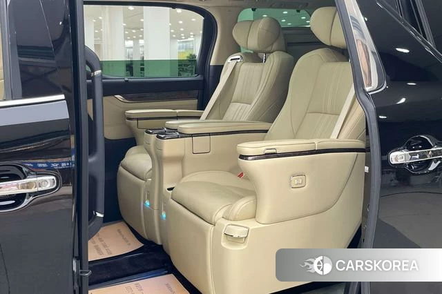 Toyota Elfa id 4257355 из Китая 23