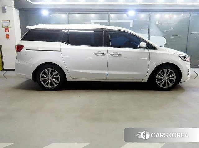 Kia The New Carnival id 4203466 из Кореи 13