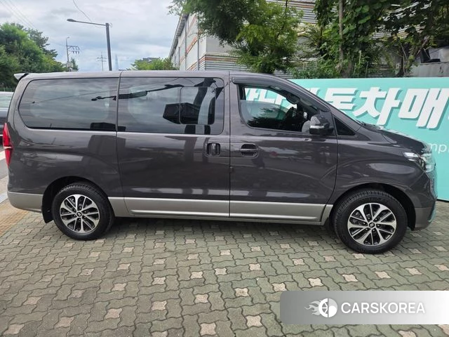 Hyundai The New Grand Starex id 4563133 из Кореи 12