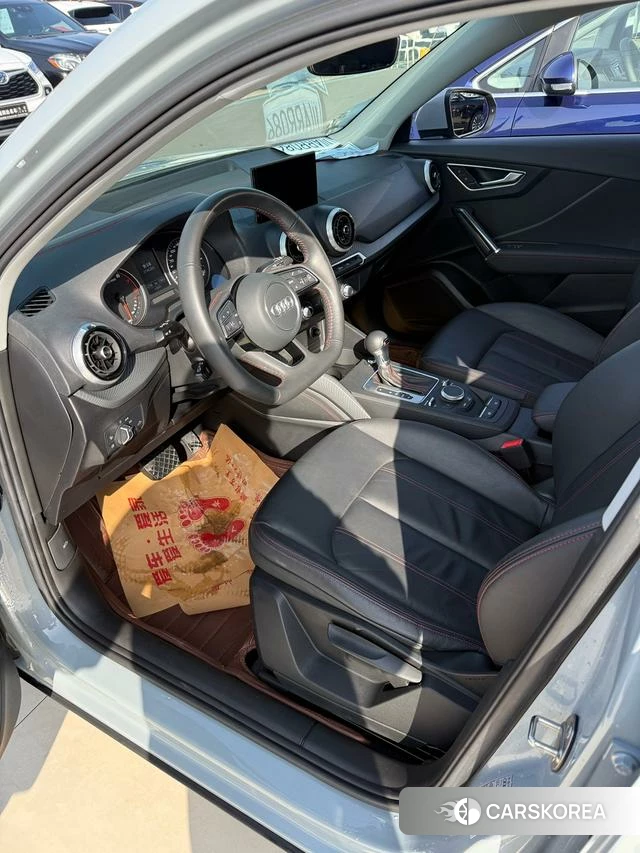 Audi Q2L 2021 Синий из Китая, фото 3
