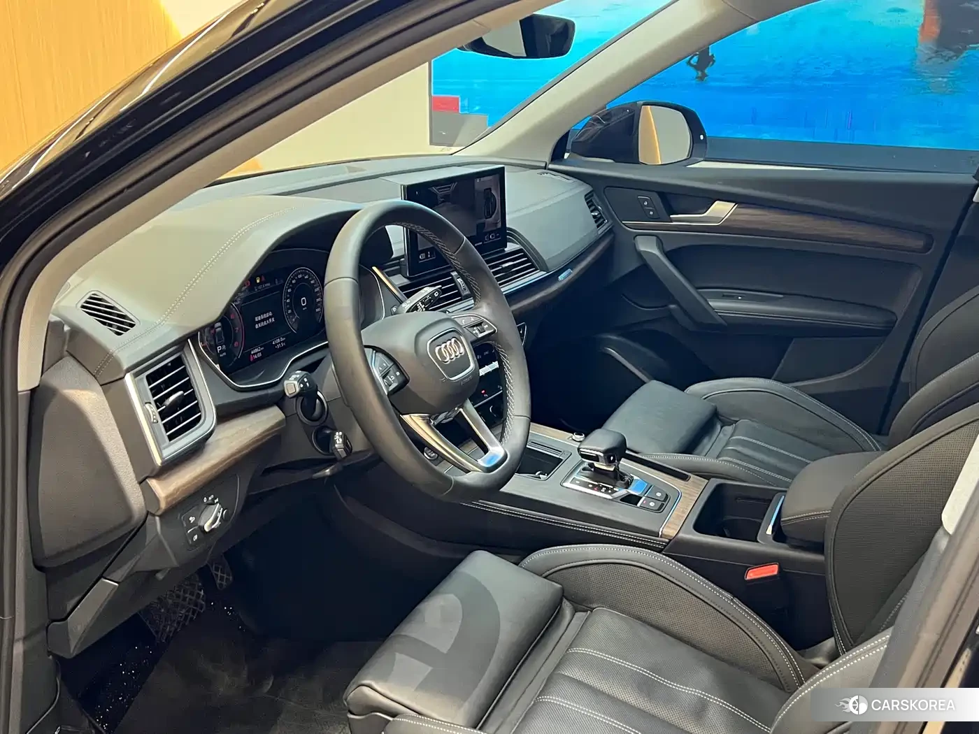 Audi Q5L id 4553832 из Китая 13
