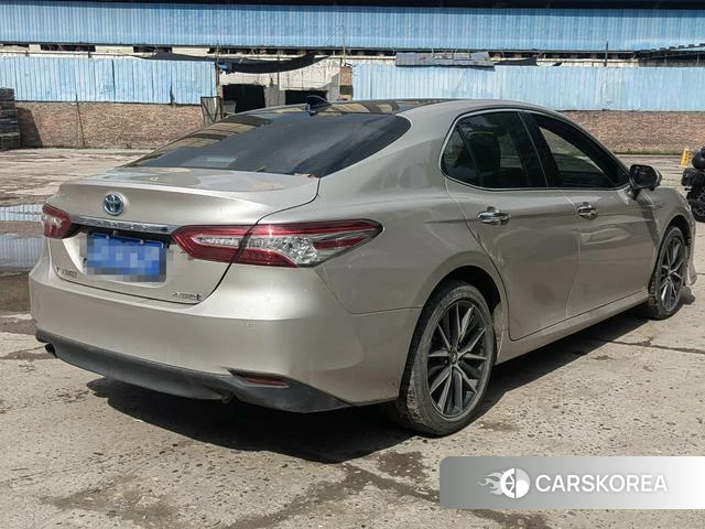 Toyota Camry 2022 Серебристо-серый из Китая, фото 4