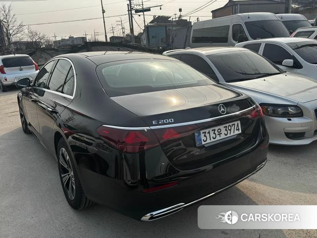 Mercedes-Benz E-Class W214 2025 Черный из Кореи, фото 4