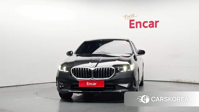 BMW 5 Series (G60) id 4649656 из Кореи 23